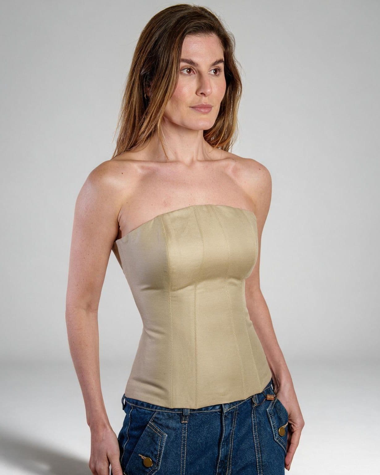 Top Justo Khaki, detalhe da peça